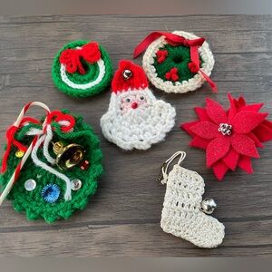 6 Handmade Vintage Crochet & Felt Christmas Santa Wreath Poinsettia Pin Brooch